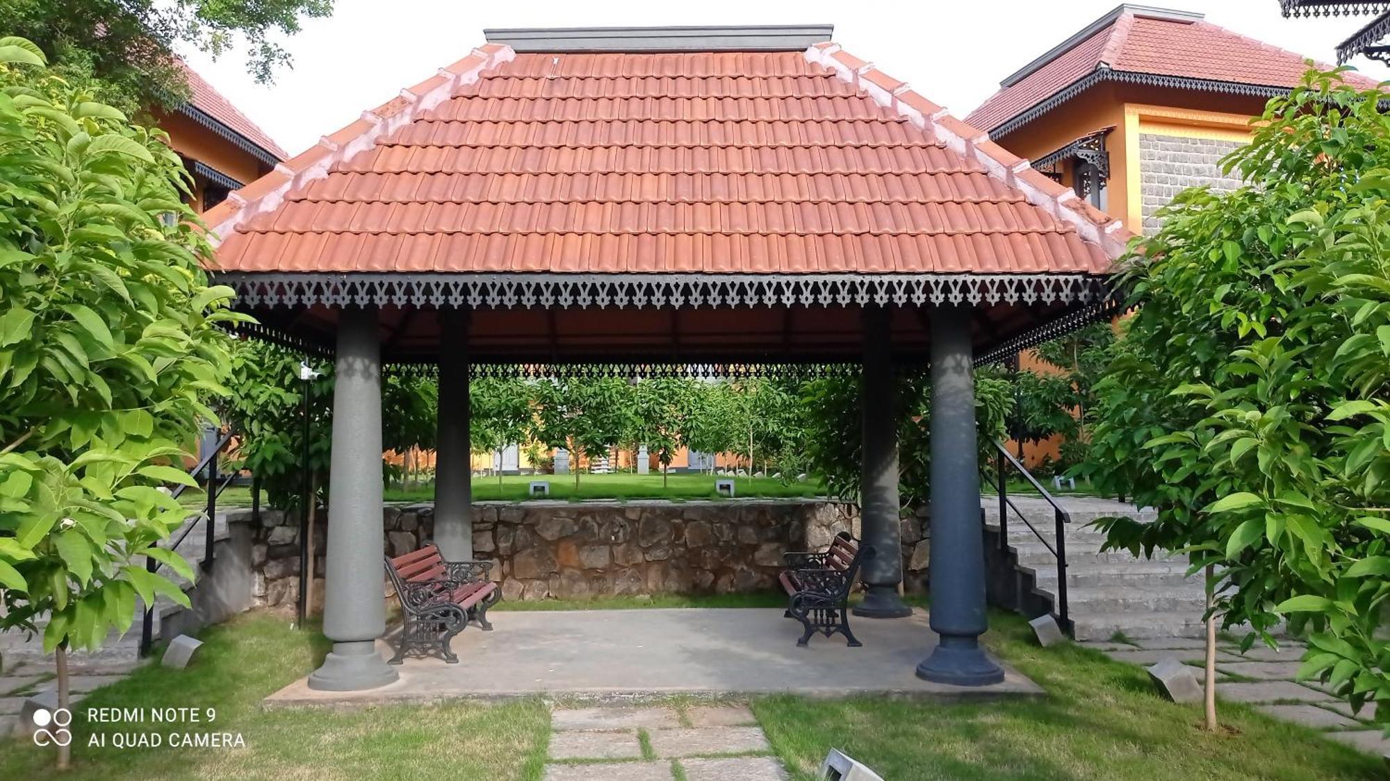 Hibis By Sparsa Vellore Ngoại thất bức ảnh
